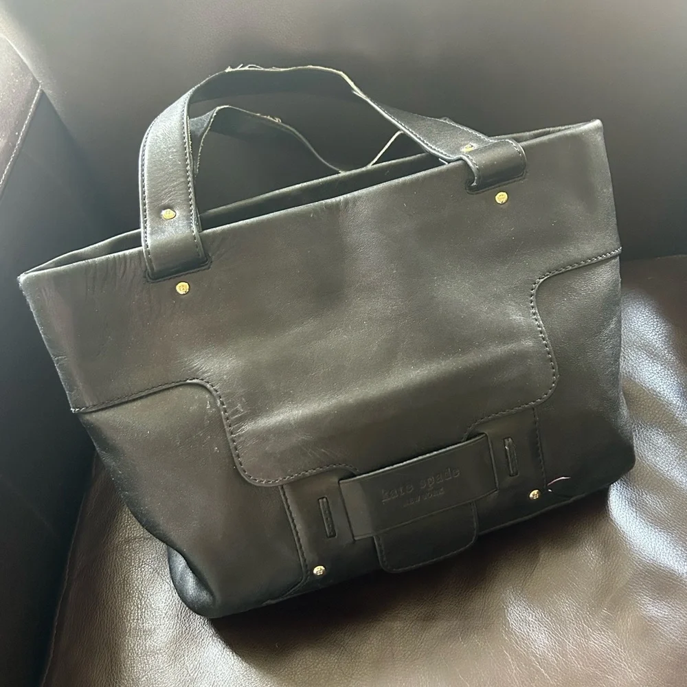 Kate Spade NEW YORK Savona Malea Black Structured Design tote as is